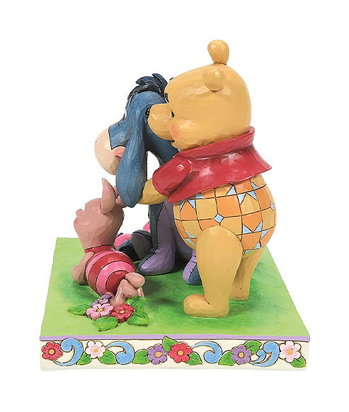 Pooh and Friends Figurine