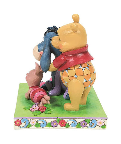Pooh and Friends Figurine