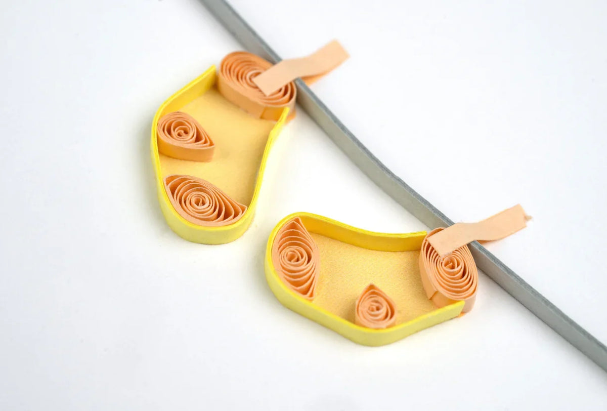 Quilled Baby Clothesline Greeting Card