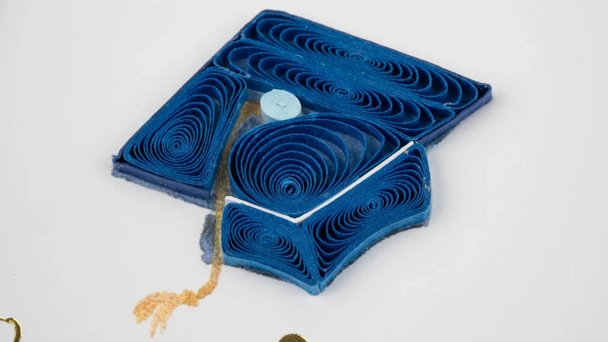 Quilled Congrats Grad Caps Greeting Card