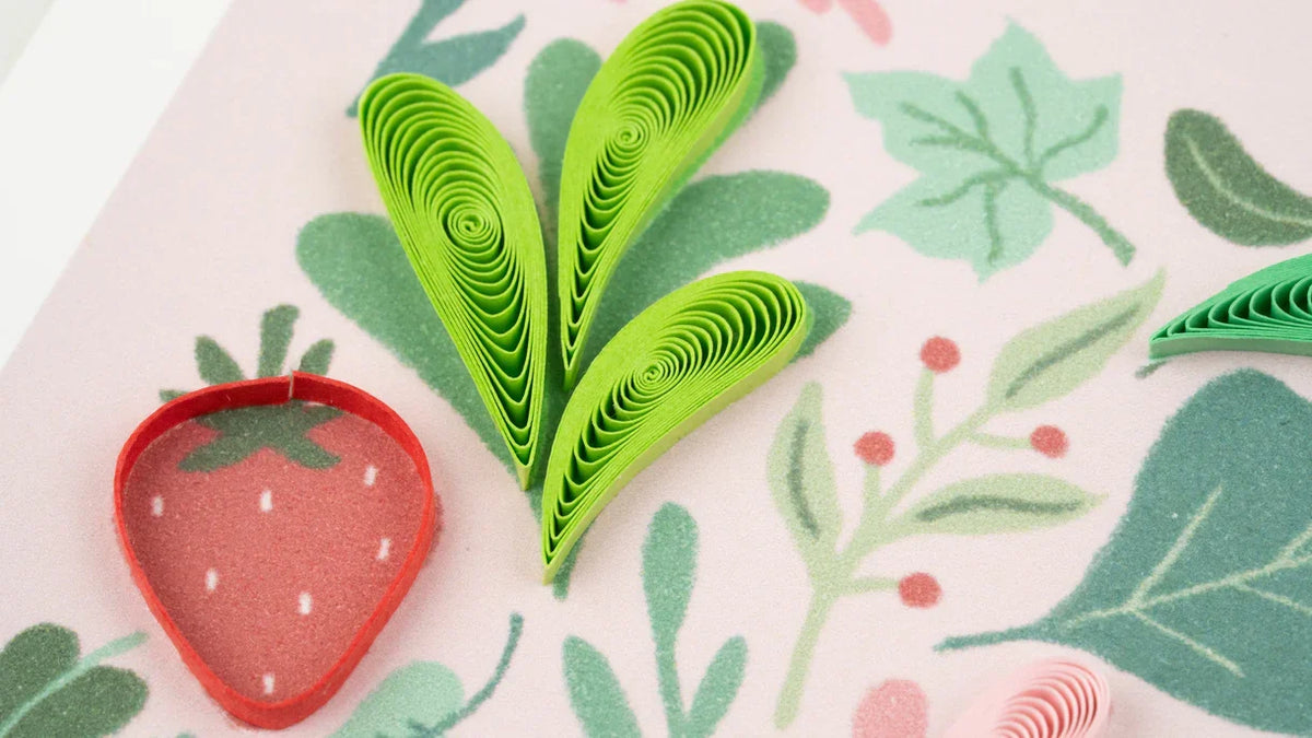 Quilled Strawberry MOM Greeting Card